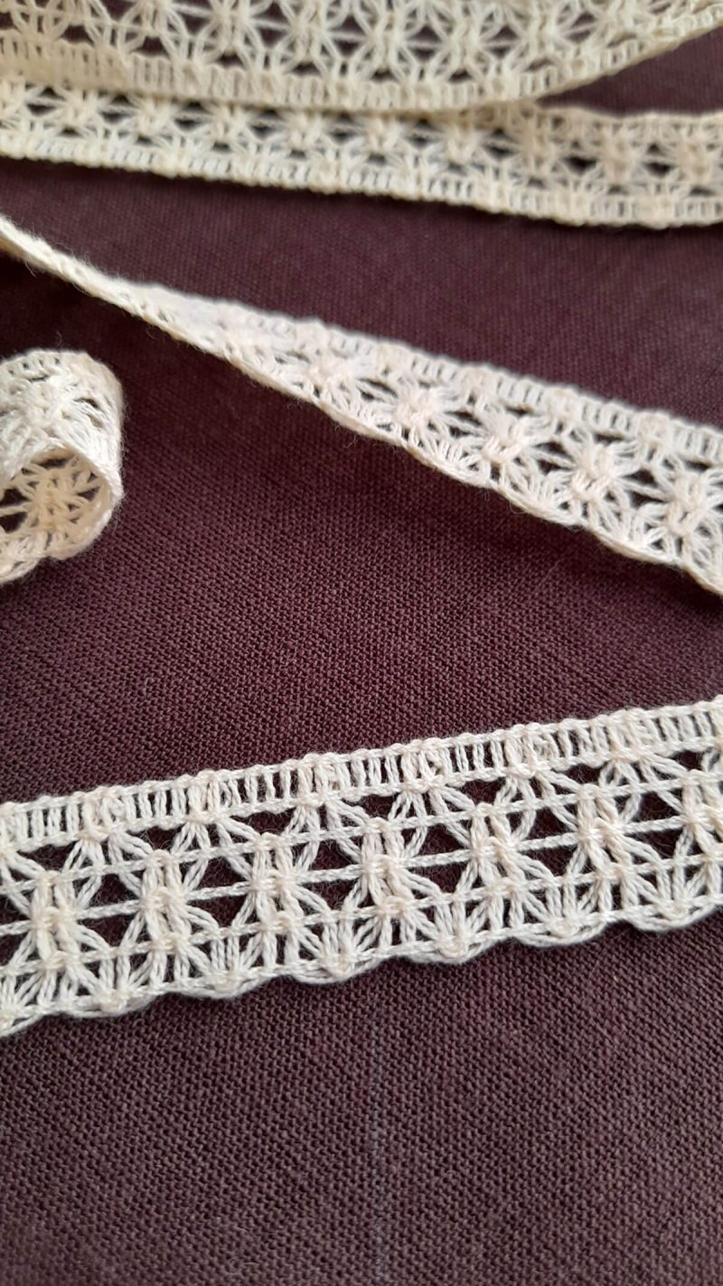 Krem Renk %100 Pamuk Şerit (2 cm)